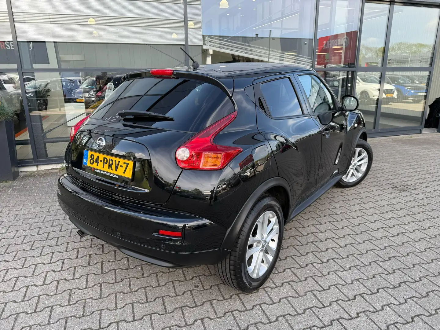 Nissan Juke 1.6 Tekna *Navi & Cruise Control* Noir - 2