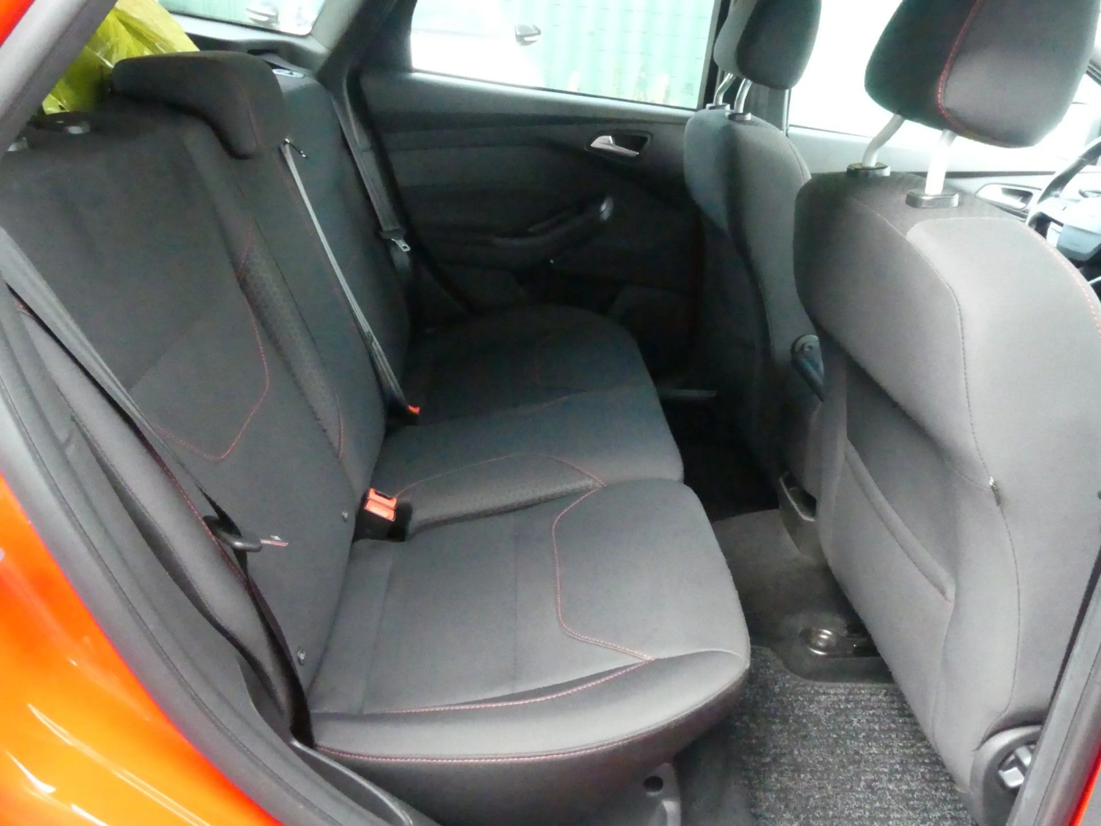 Ford Focus Turnier ST-Line — photo 13