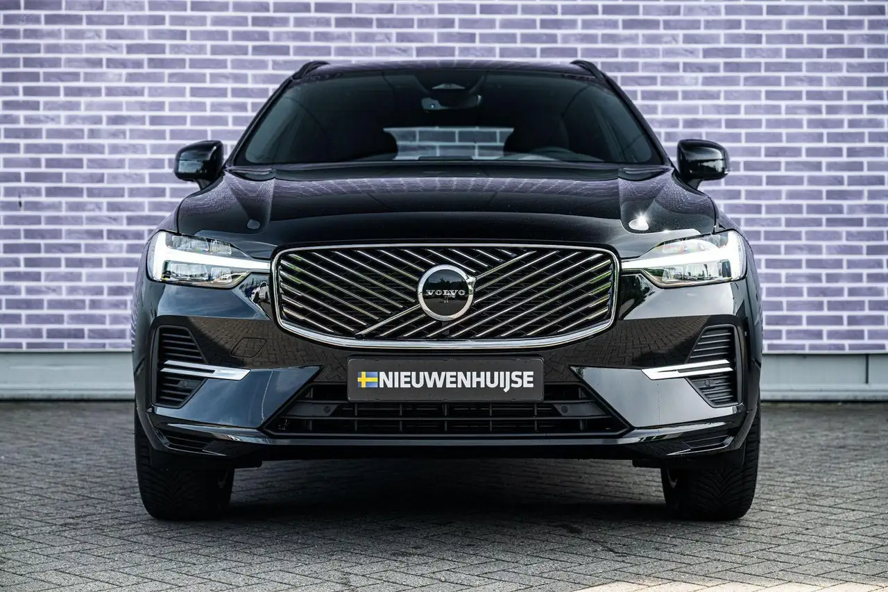 Volvo XC60 2026 — фото 8