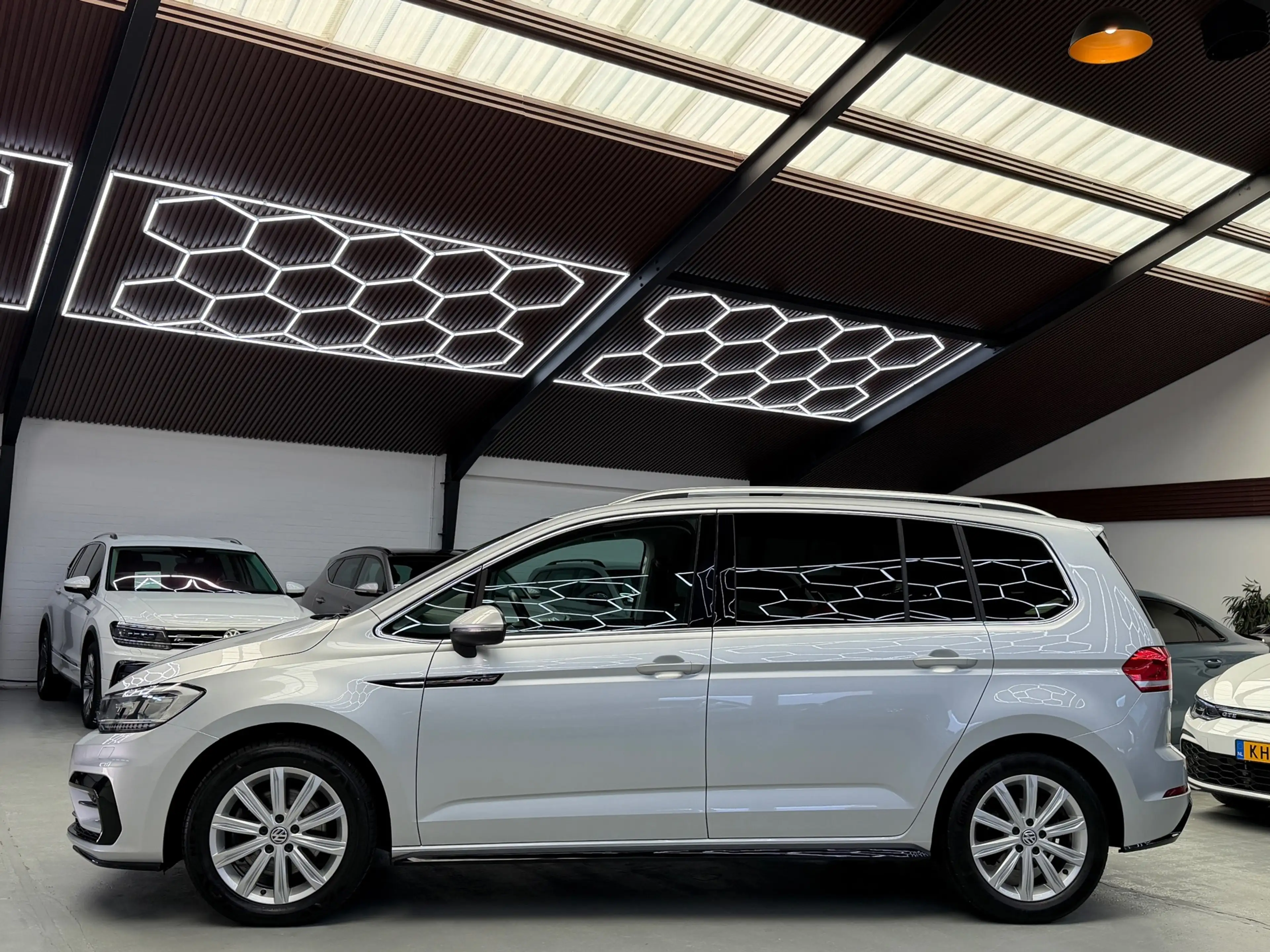 Volkswagen Touran 1.4 TSI R-Line 5p CarPlay Trekhaak — photo 20