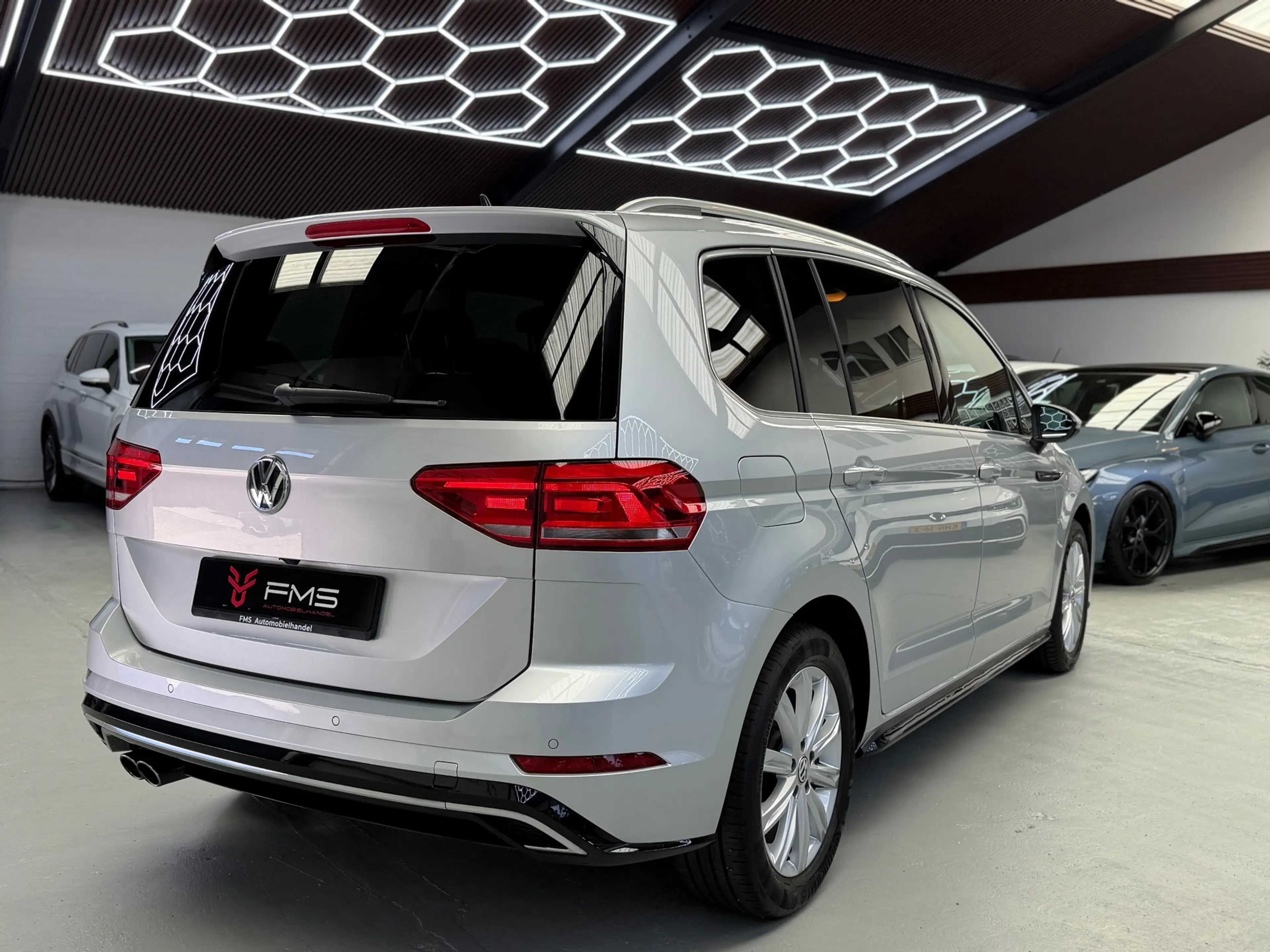 Volkswagen Touran 1.4 TSI R-Line 5p CarPlay Trekhaak — photo 24