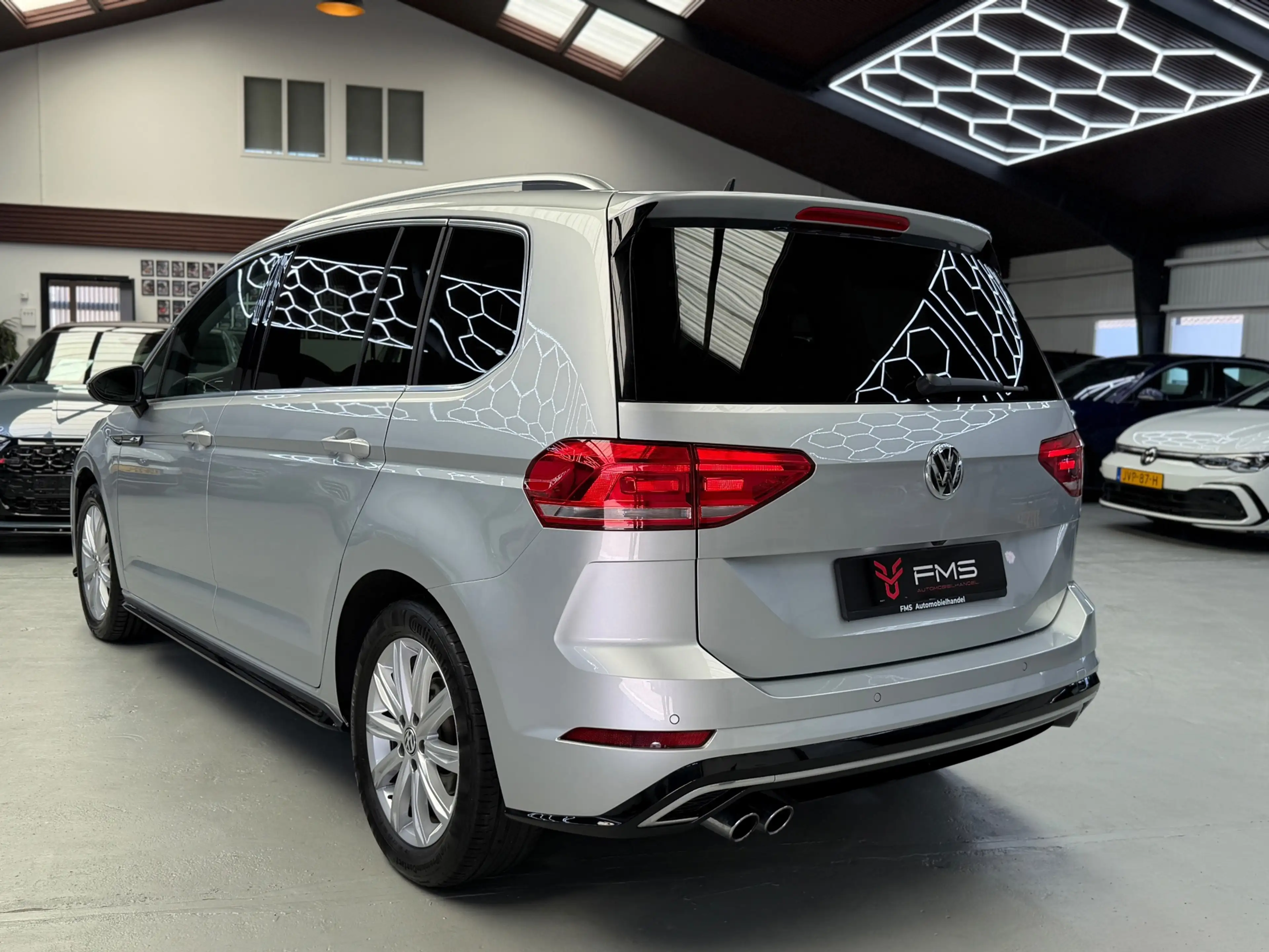 Volkswagen Touran 1.4 TSI R-Line 5p CarPlay Trekhaak — photo 23