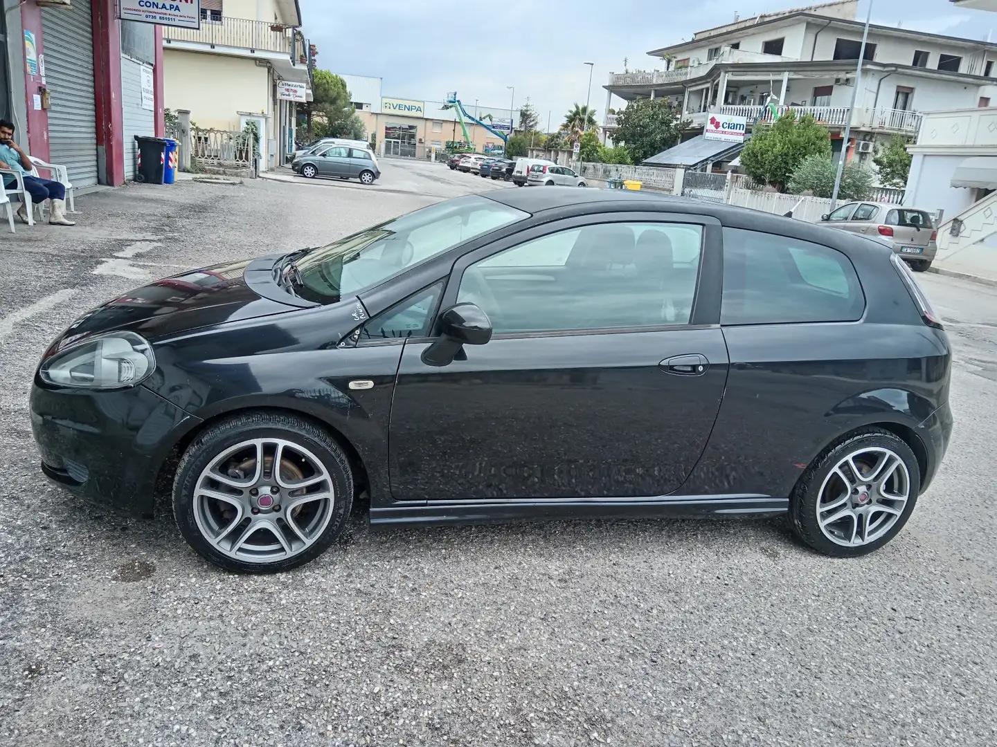 Audi A4 Grande Punto evo - 1