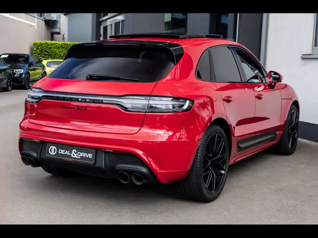 Porsche Macan view 7