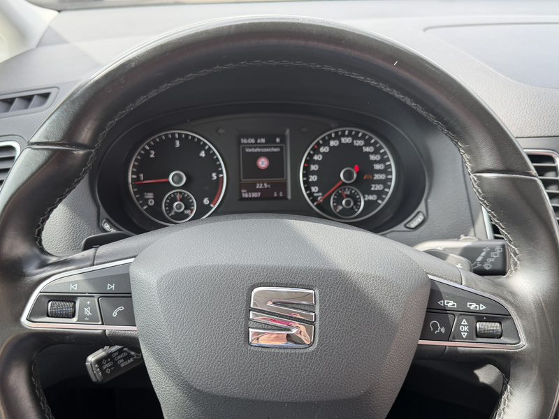 SEAT Alhambra Xcellence 2,0 TDI DSG 4WD — photo 8