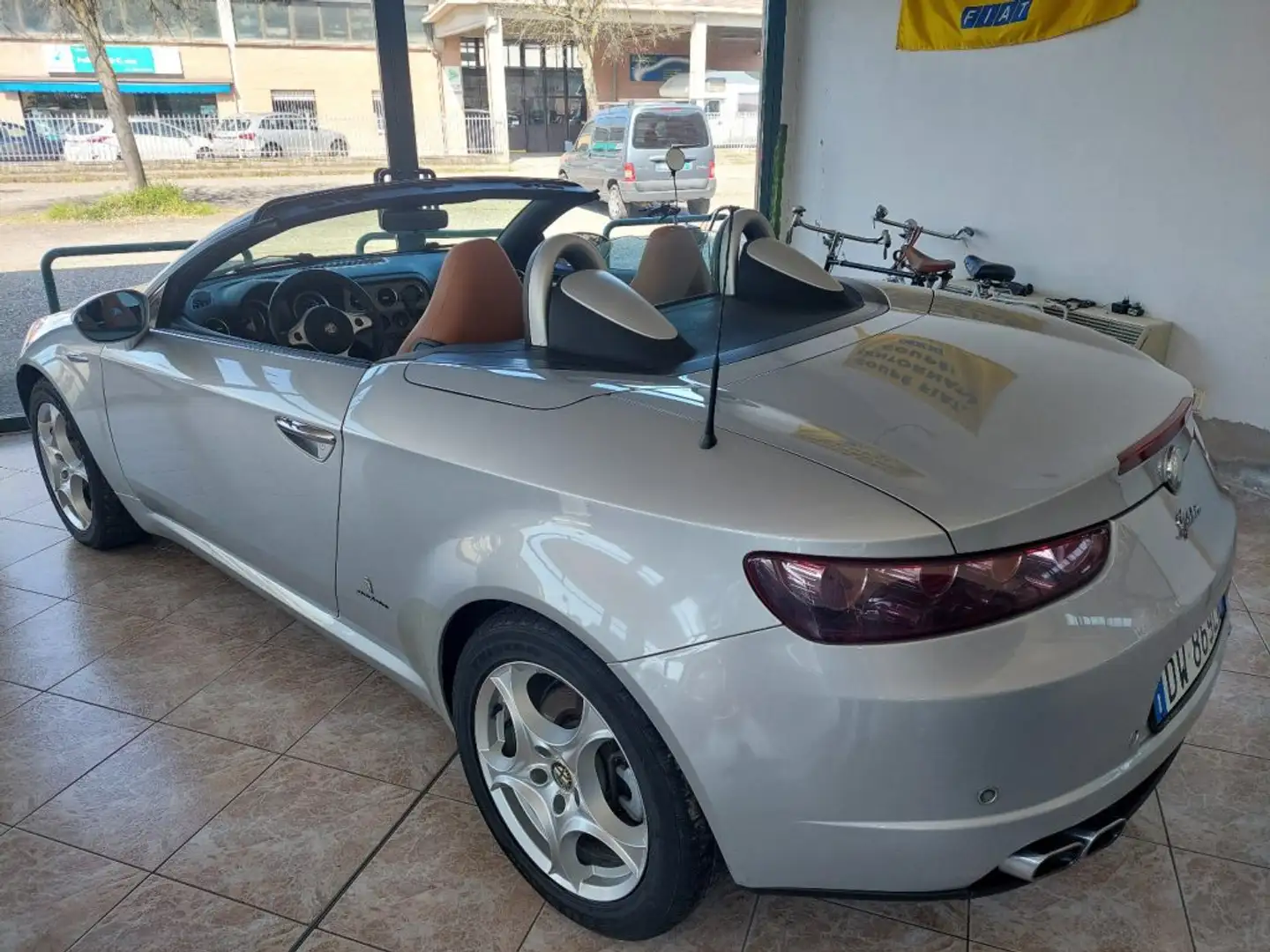 Alfa Romeo Brera 2.4 JTDm 20V 210CV Plateado - 2