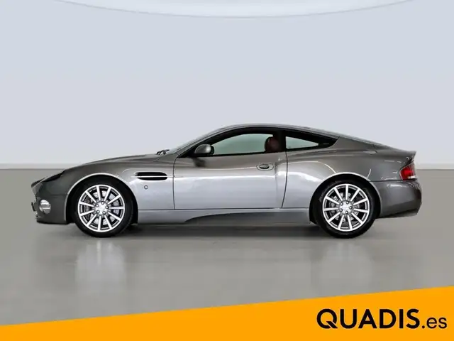 Aston Martin Vanquish view 3