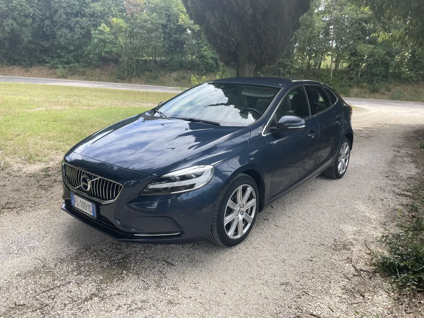 Volvo V40 V40 II 2012 2.0 d2 Kinetic geartronic my18 Blauw - 1