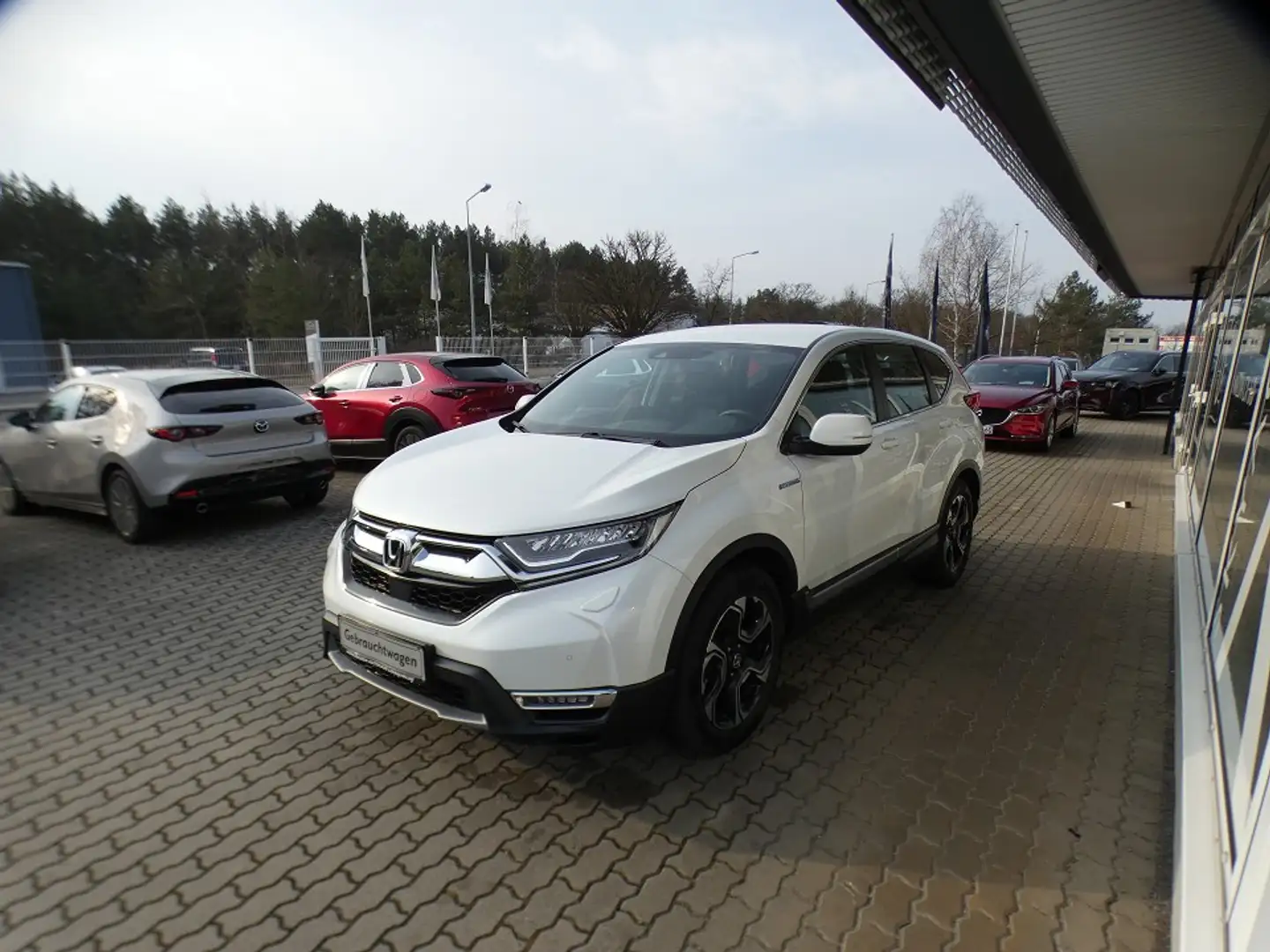 Honda CR-V Elegance 2.0i Allwetterreifen AHK 2.0 i-MMD HYBRID Stříbrná - 2