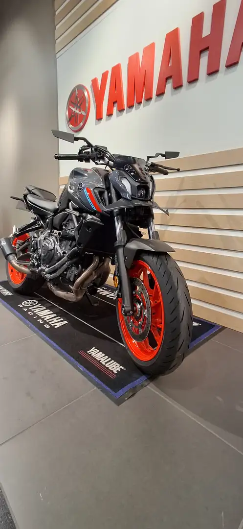 Yamaha MT-07 Grau - 2