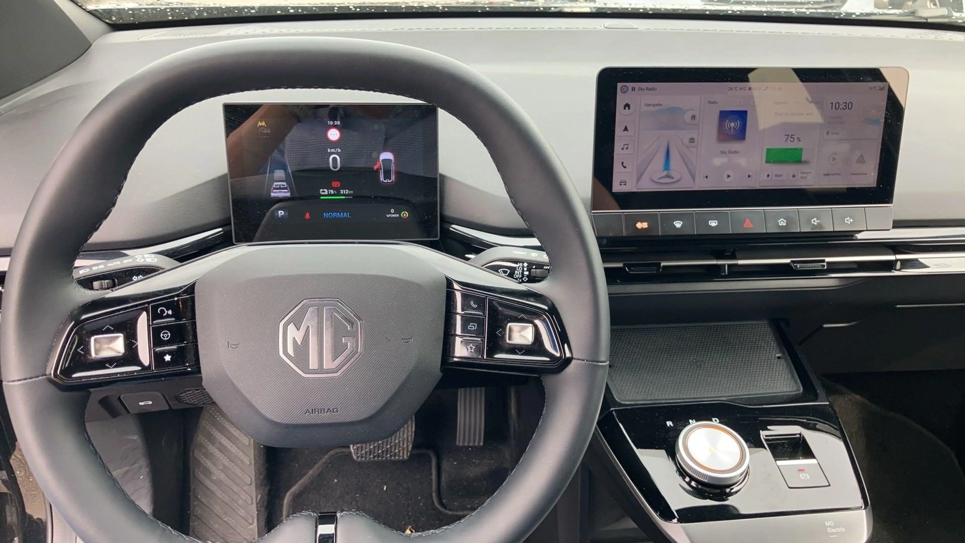 MG MG4 Electric Luxury 64 kWh | Navi | Led Koplampen | 36 — photo 8