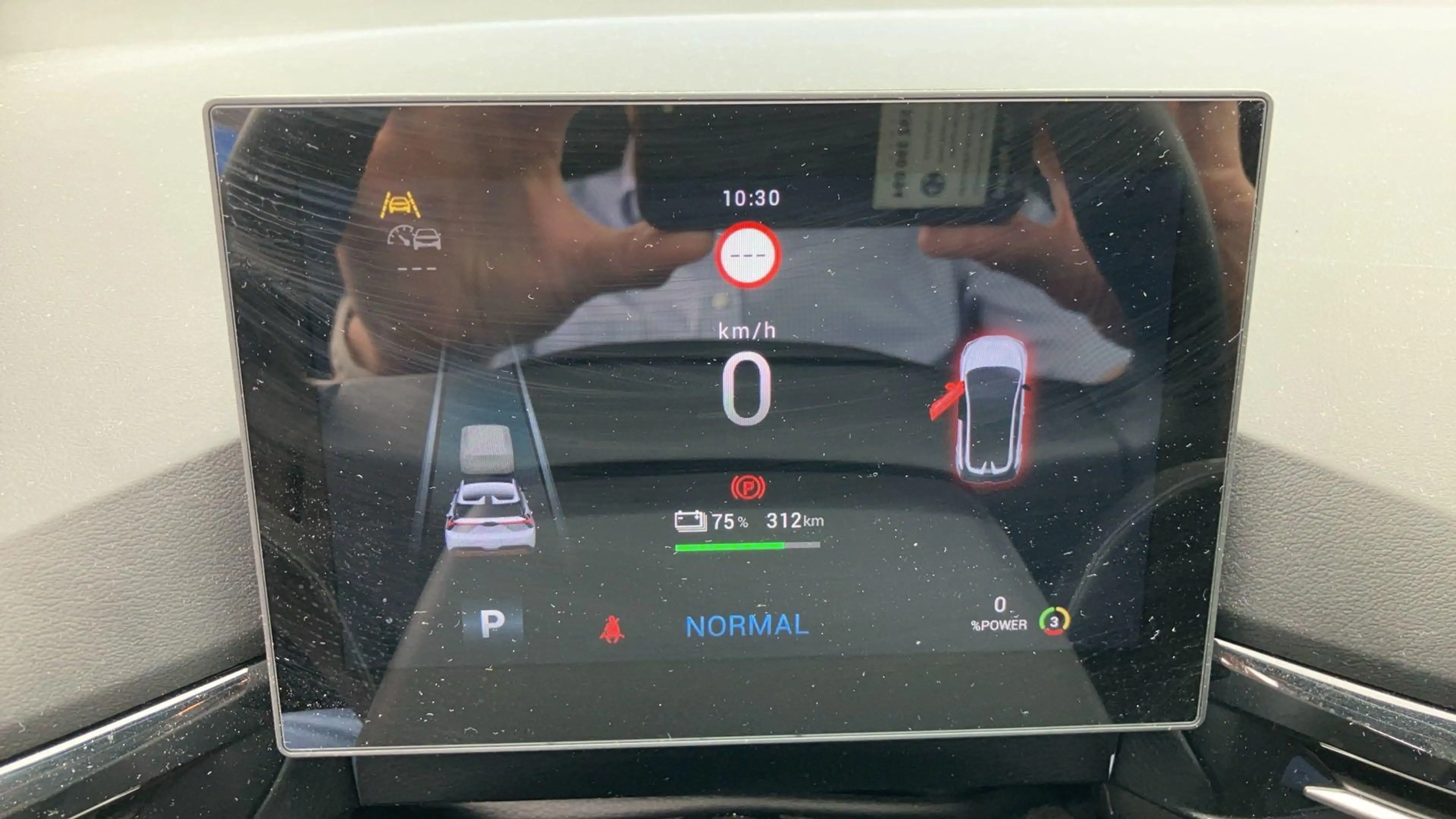 MG MG4 Electric Luxury 64 kWh | Navi | Led Koplampen | 36 — photo 9