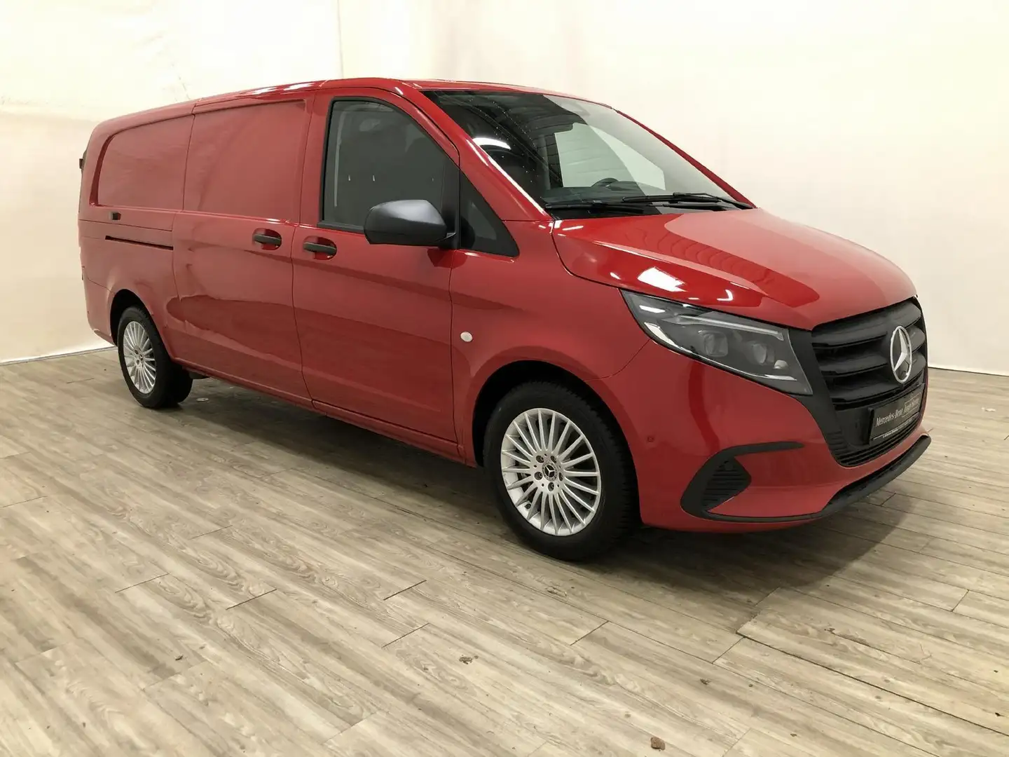 Mercedes-Benz Vito 114 CDI Pro extralang AHK*Distr*Navi*MULTIB Rot - 2