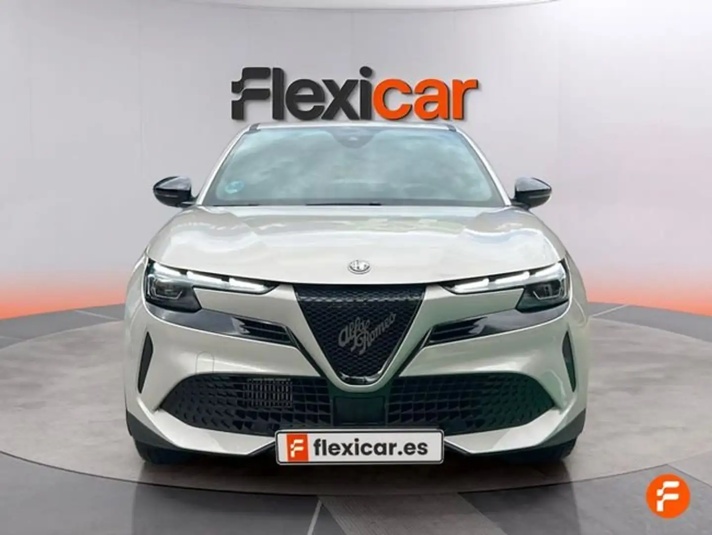 Alfa Romeo Junior Ibrida 107kW (145CV) Gris - 2