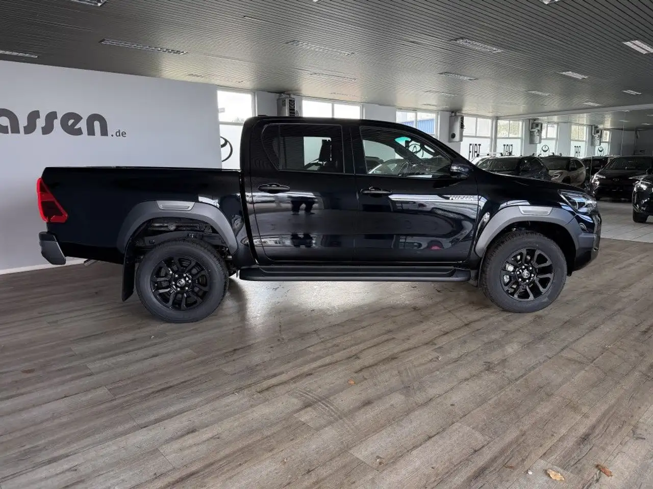 Toyota Hilux 4x4 Double Cab MHEV Autm. Invincible 6