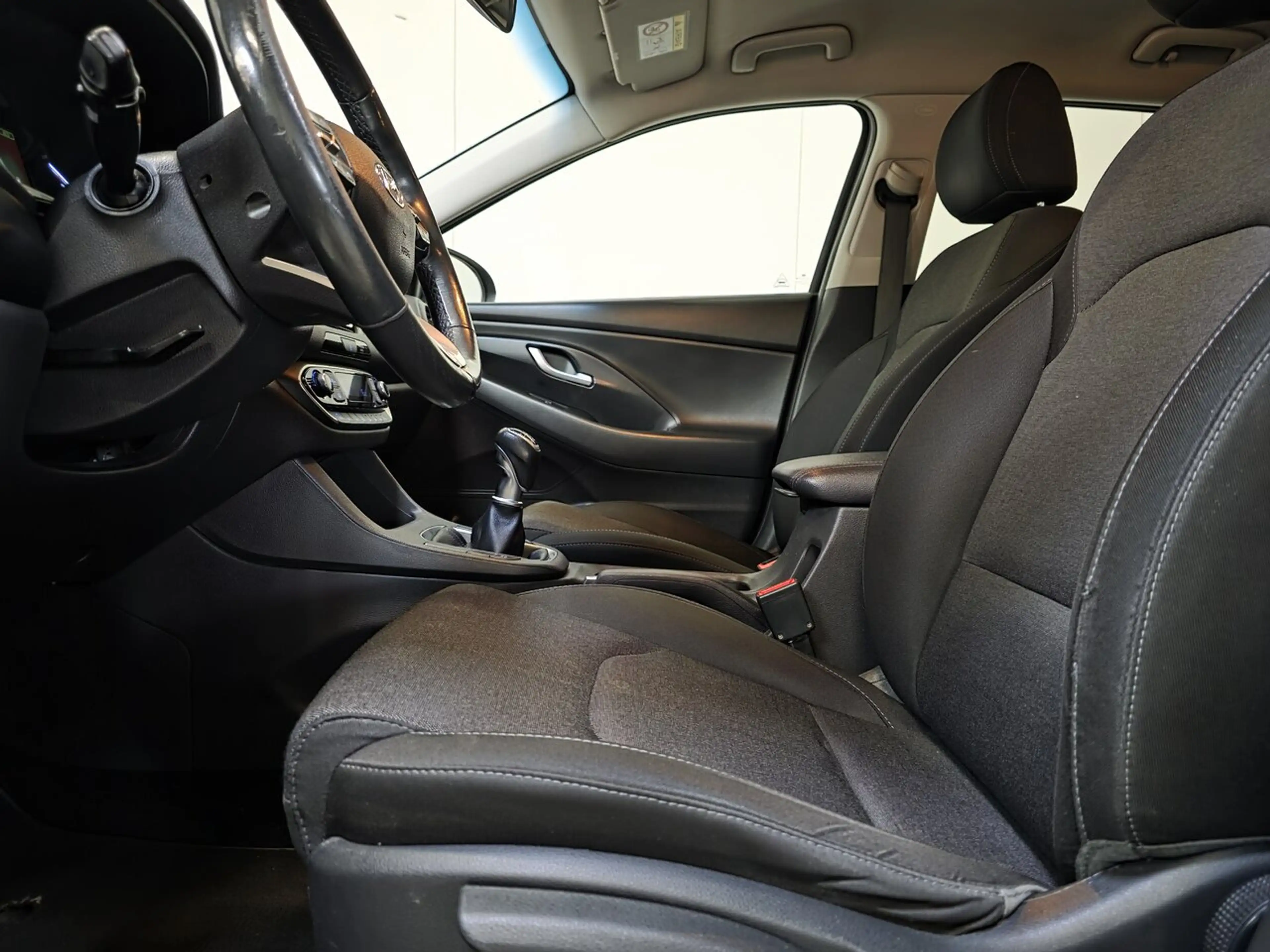 Hyundai i30 1.6d Mild Hybrid - GPS - Topstaat! 1Ste Eig! — photo 9