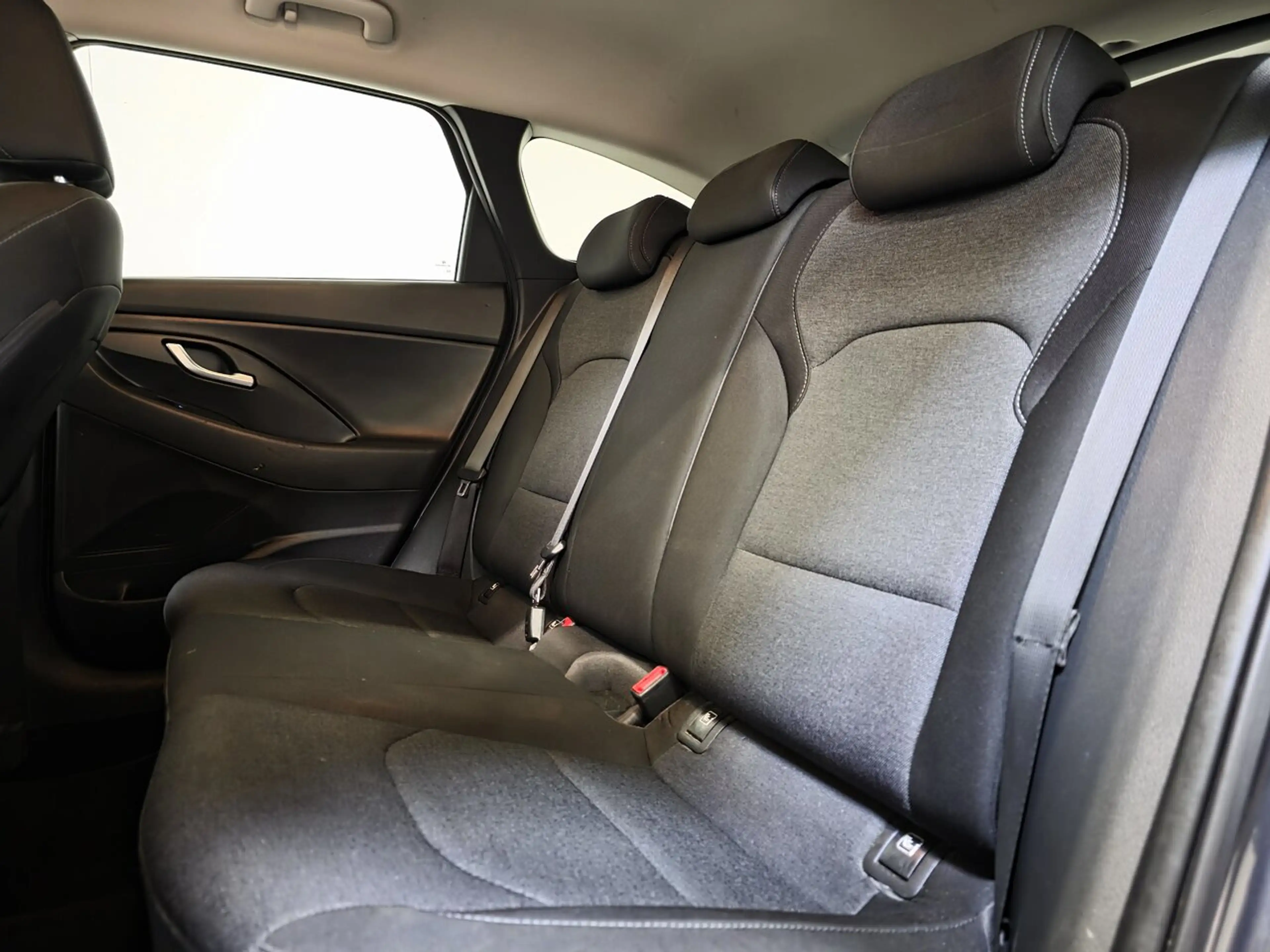 Hyundai i30 1.6d Mild Hybrid - GPS - Topstaat! 1Ste Eig! — photo 10