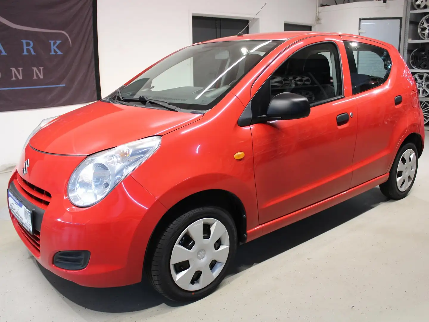 Suzuki Alto Basis Rouge - 1