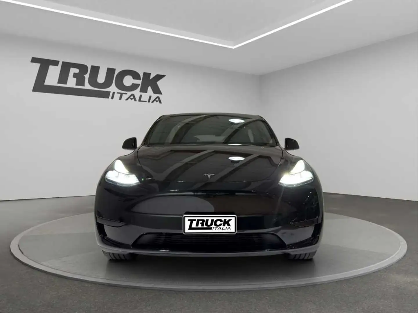 Tesla Model S - Model Y Long Range Single Motor rwd Black - 2