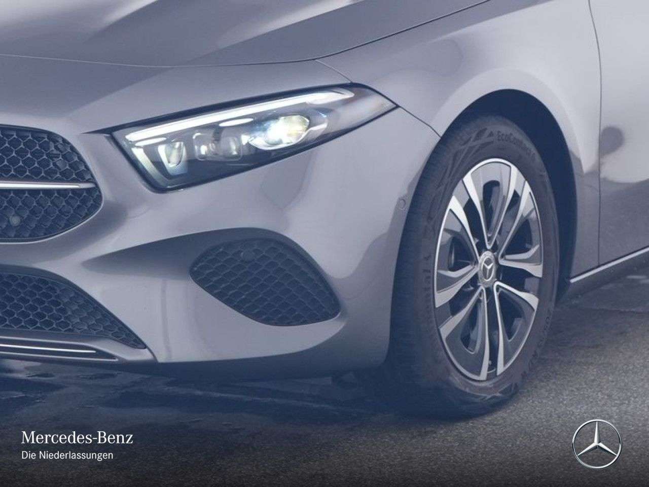 Mercedes-Benz A 180