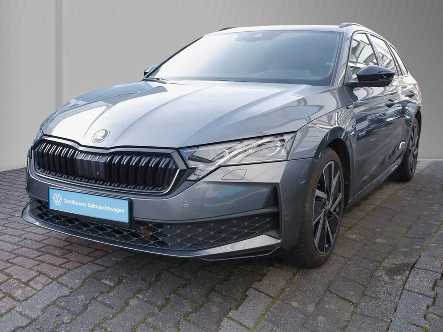 Skoda Octavia Combi 1.5 TSI DSG Sportline 18' ACC HUD 360 Mat... Grau - 2