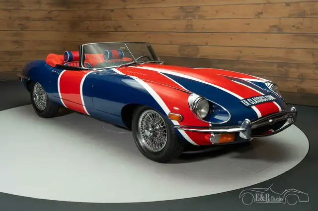Jaguar E-Type view 3