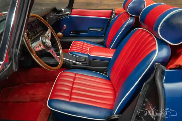 Jaguar E-Type view 10