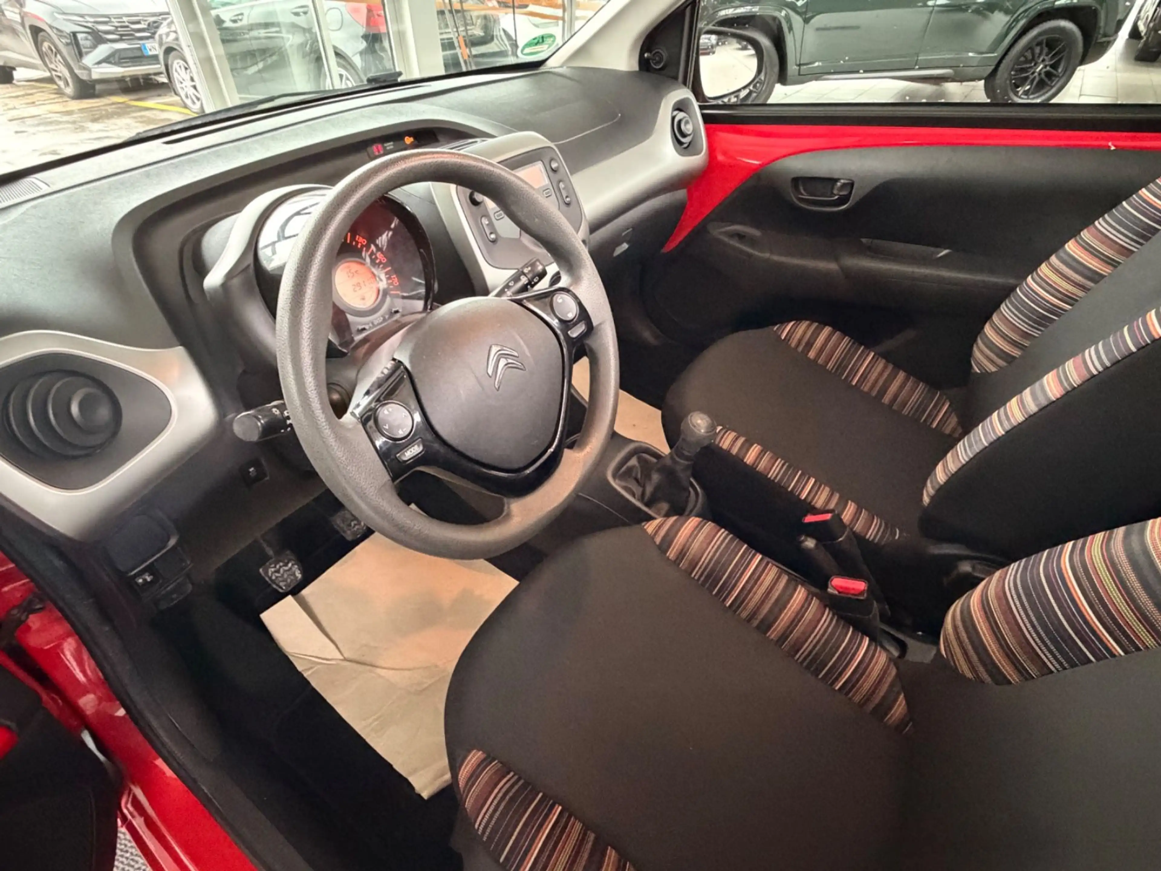 Citroen C1 Airscape Feel*1.DR Hand*Faltdach*SHZ* — photo 9