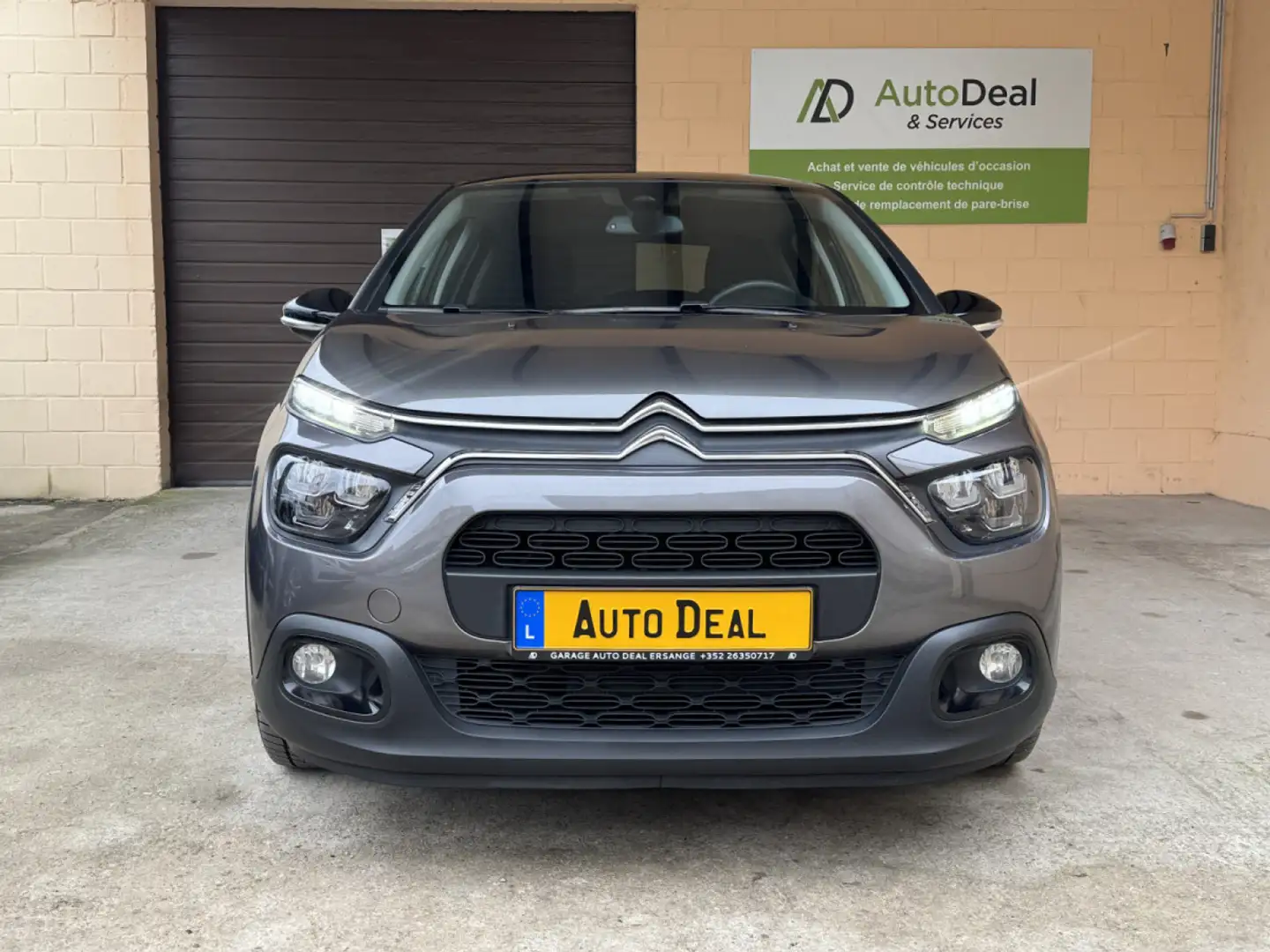 Citroen C3 1.5 BlueHdi Shine Gris - 2