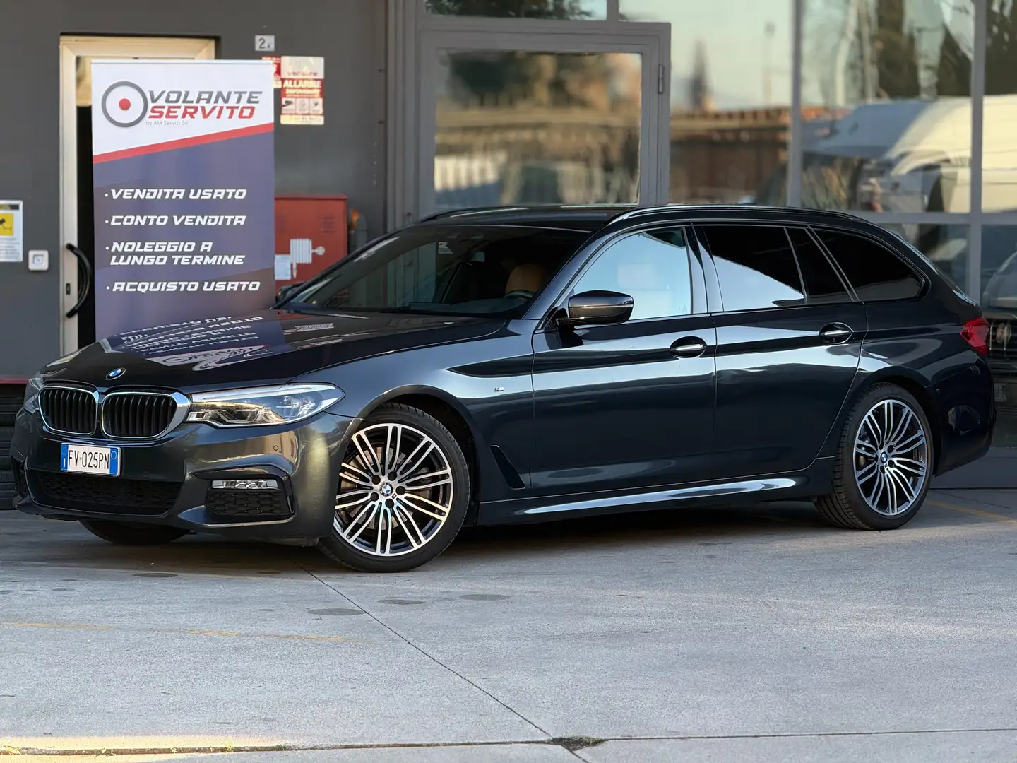 BMW 520 Touring xdrive Msport SERVICE BMW UNICO PROPRIETA Nero - 2