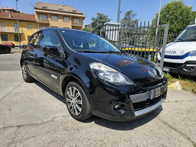 Renault Clio view 3