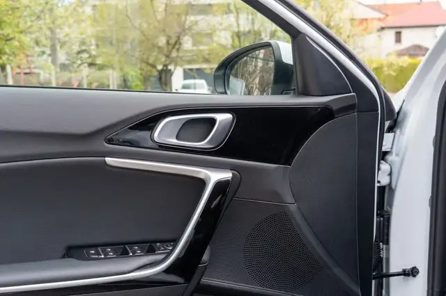 Kia Xceed view 11