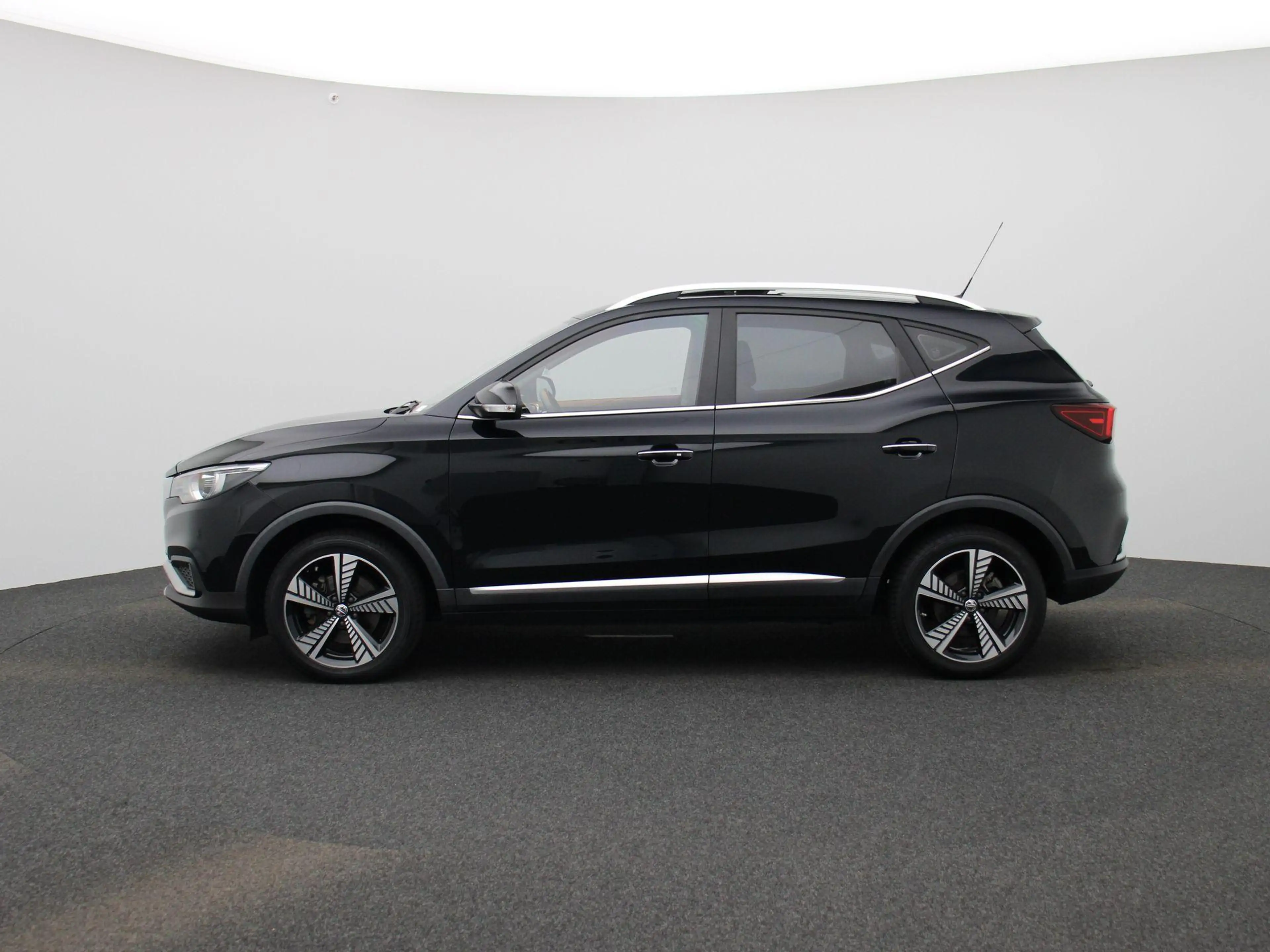 MG ZS EV Luxury 45 kWh — photo 4