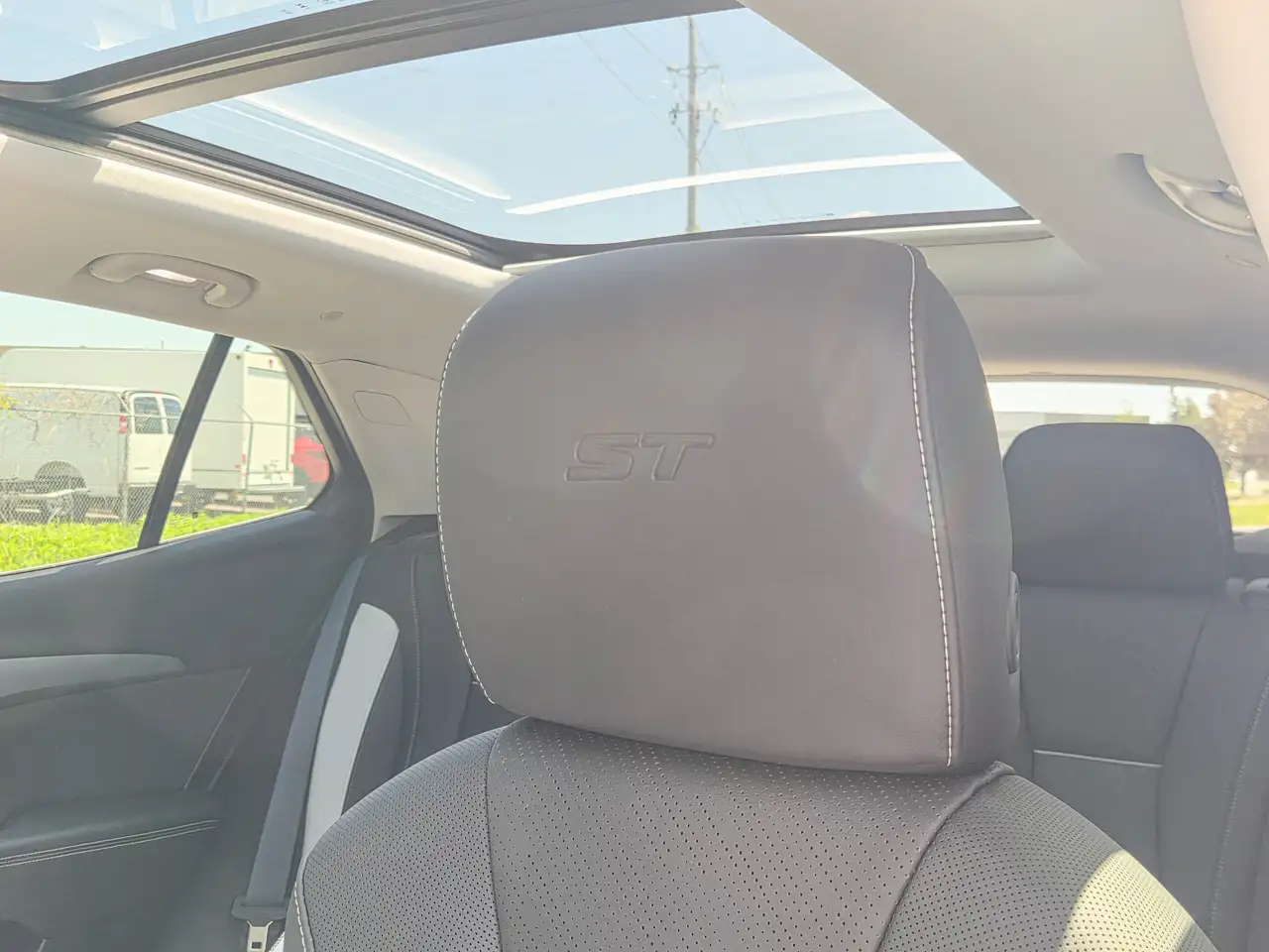 Buick Envision снимка Buick Envision