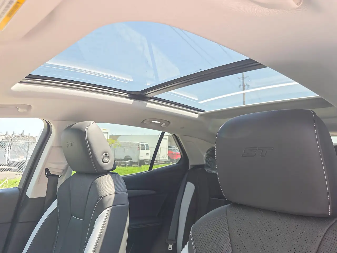 Buick Envision снимка Buick Envision