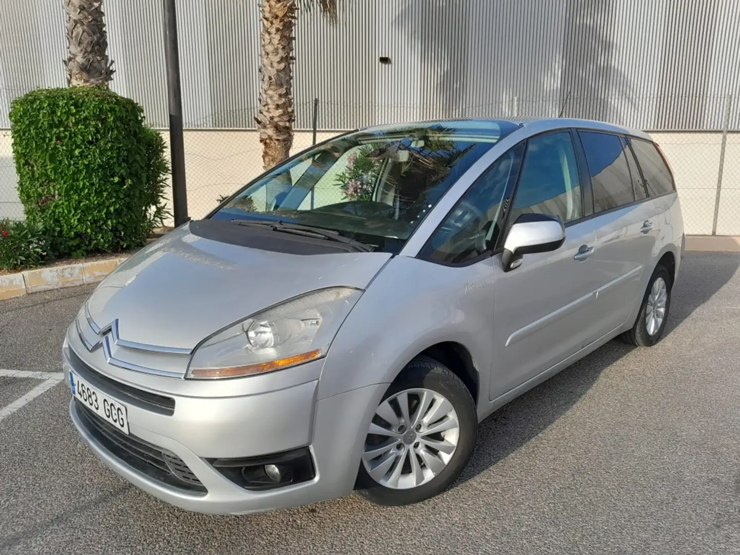 Citroen C4 Grand Picasso 1.6HDI Exclusive+ Zilver - 1