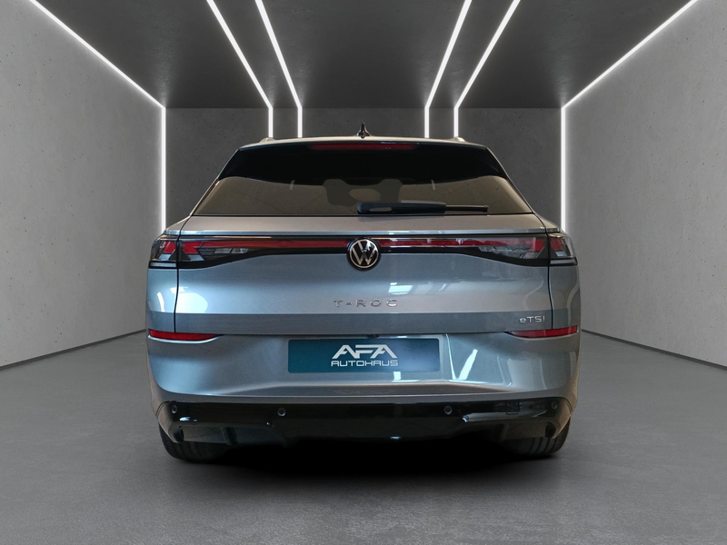Volkswagen T-Roc R-Line 1.5 l eTSI *RFK*Klima*Shzg* — photo 6