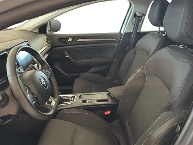 Renault Megane view 13