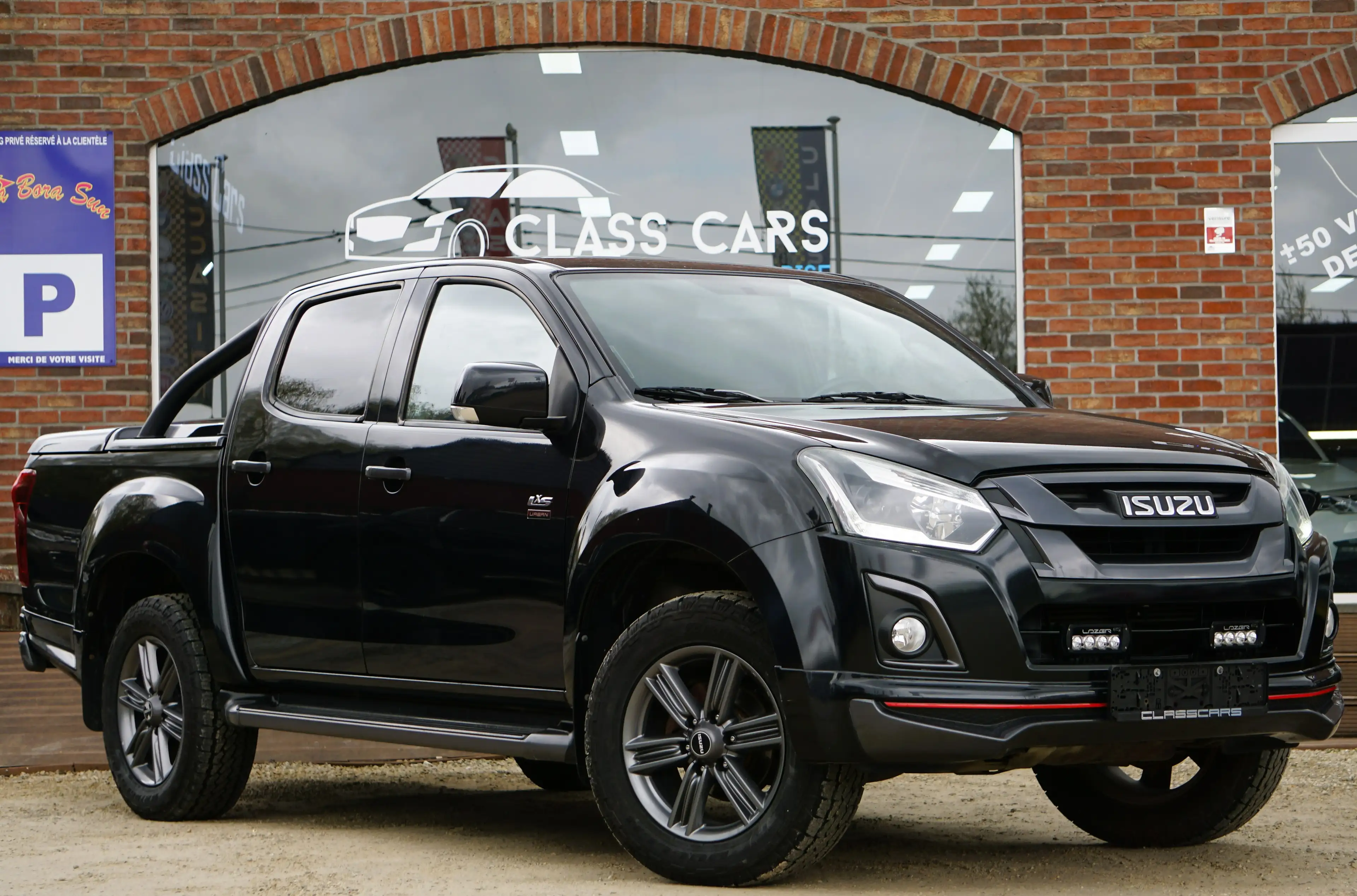 Isuzu D-Max 1.9 Turbo D 4WD LSX BOITE-AUTO NAVI CAM CRUISE — photo 3