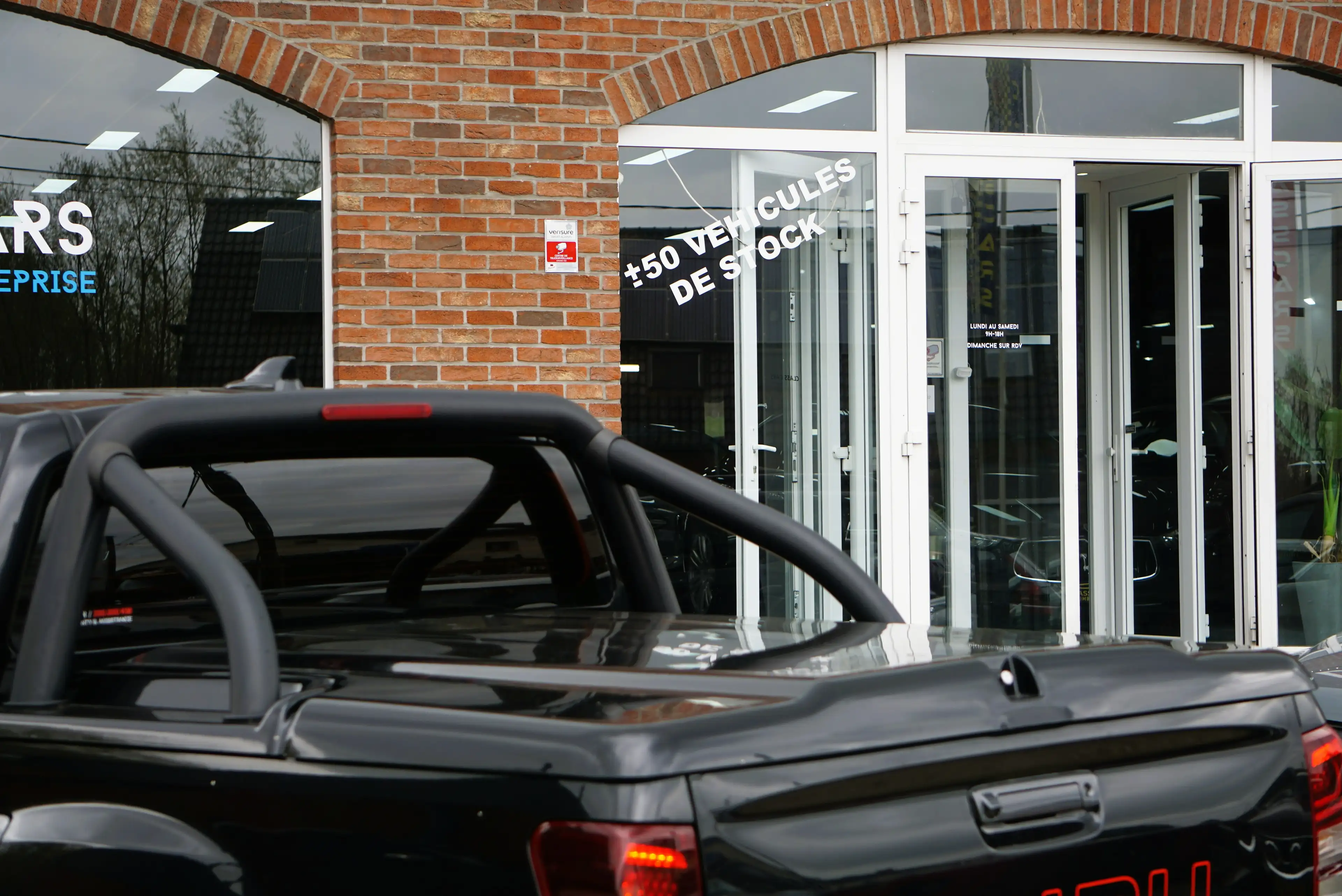 Isuzu D-Max 1.9 Turbo D 4WD LSX BOITE-AUTO NAVI CAM CRUISE — photo 6