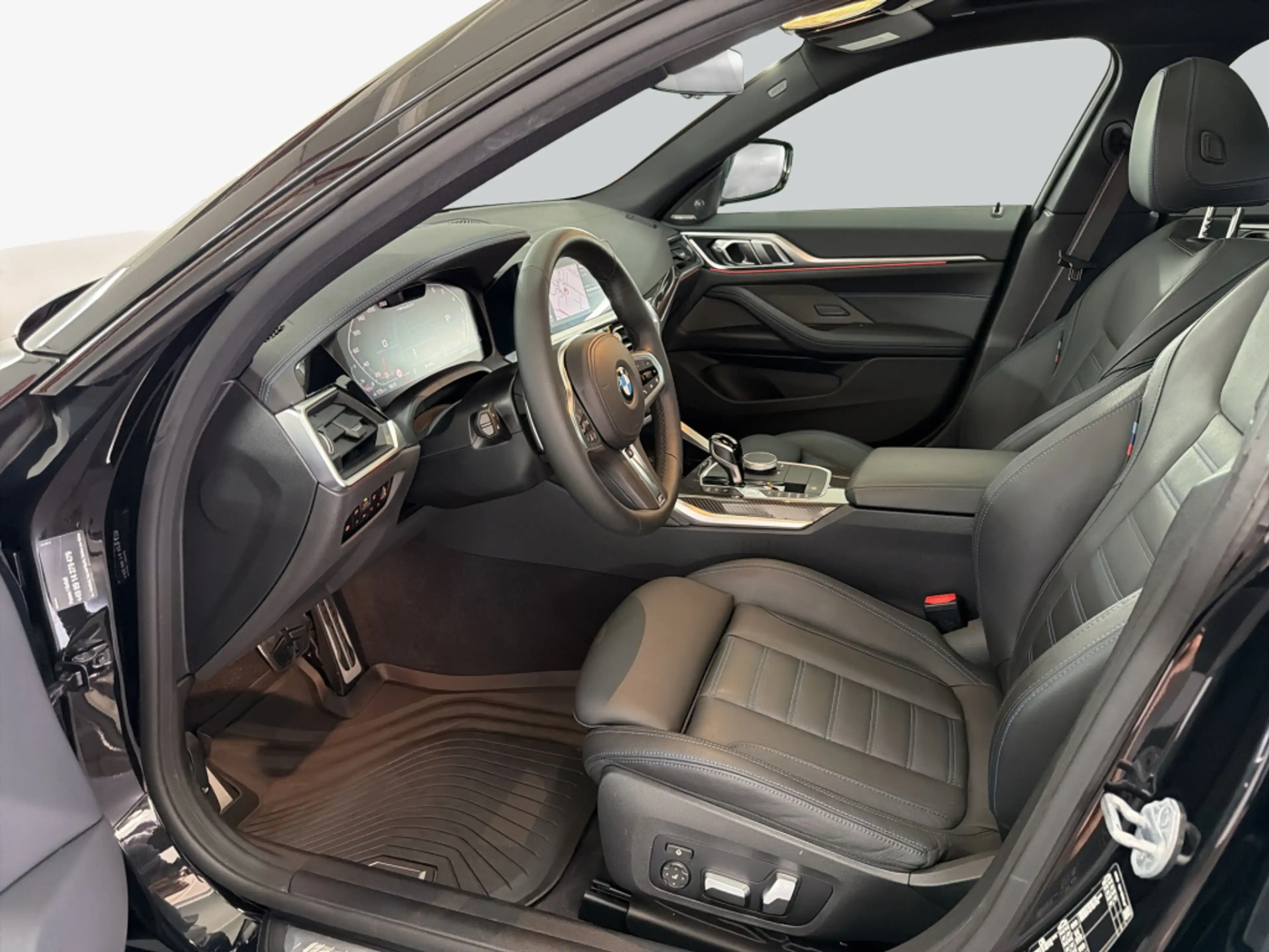 BMW M4 i xDrive Gran Coupe, AHK, Glasdach — photo 10