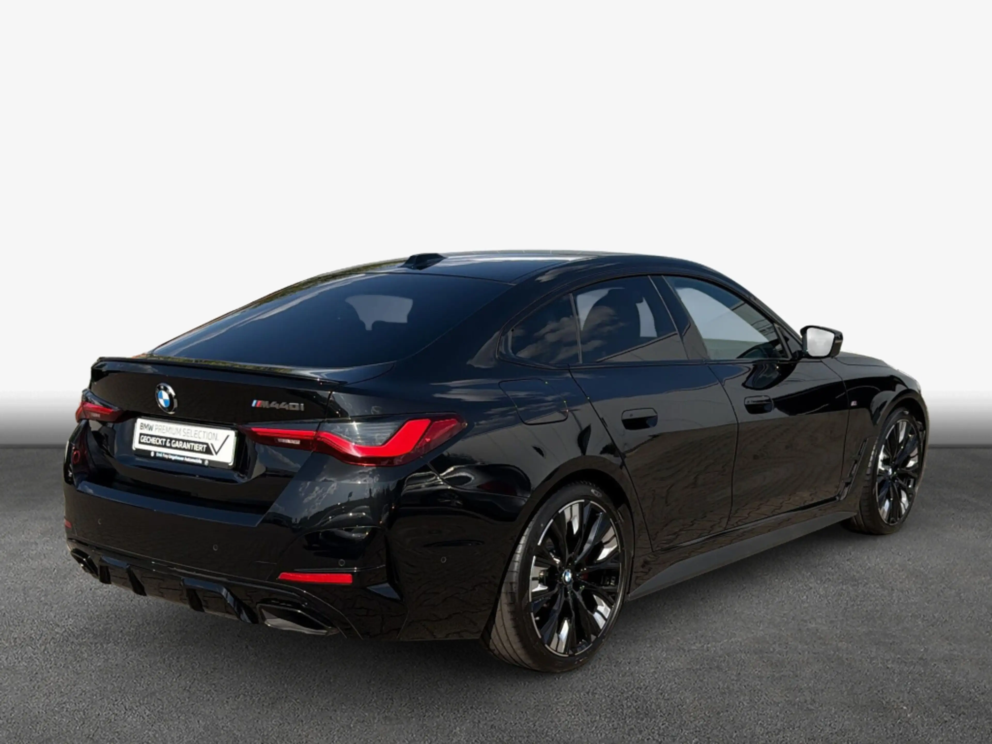 BMW M4 i xDrive Gran Coupe, AHK, Glasdach — photo 2