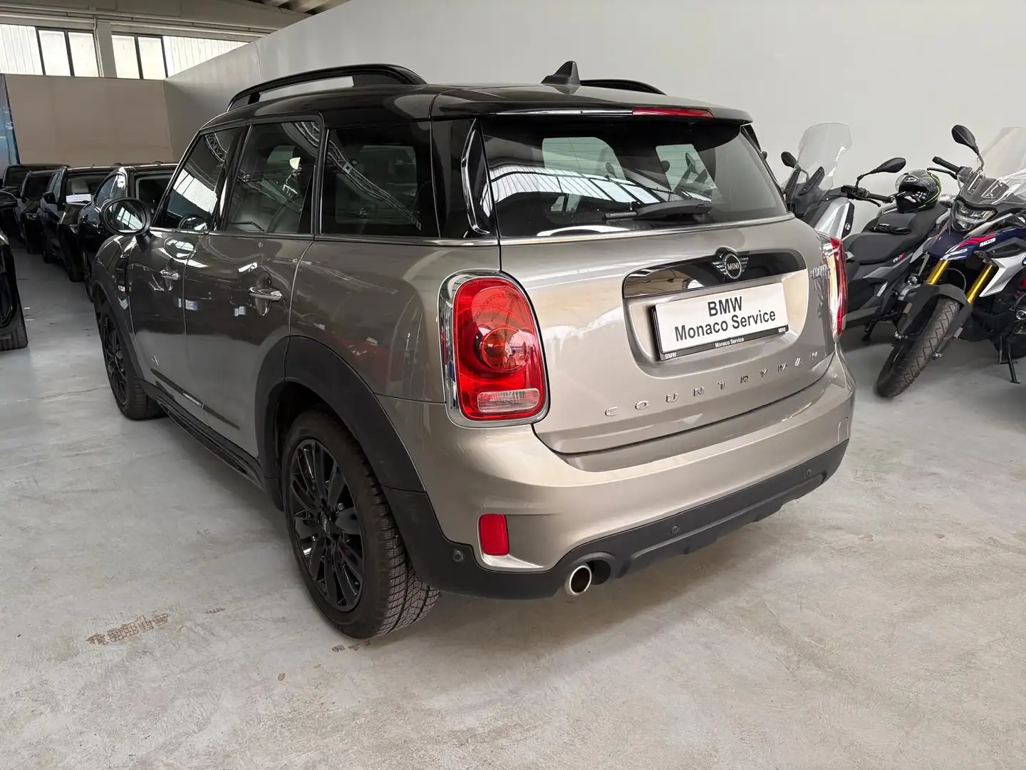 MINI Cooper D Countryman Mini Countryman F60 2.0  all4 auto Grau - 2