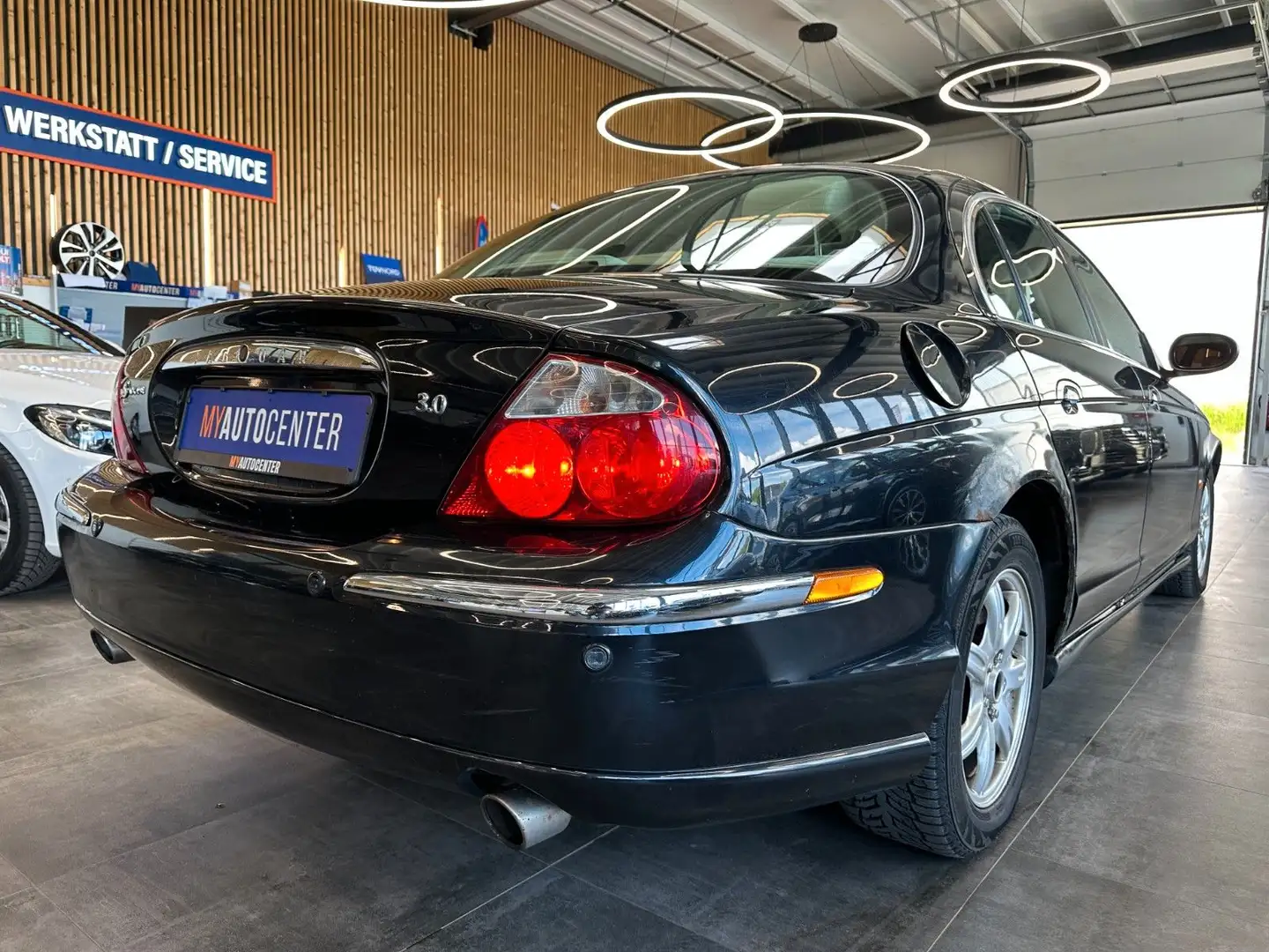 Jaguar S-Type 3.0 V6 Executive *TÜV03/27*Xenon*Navi* Schwarz - 2