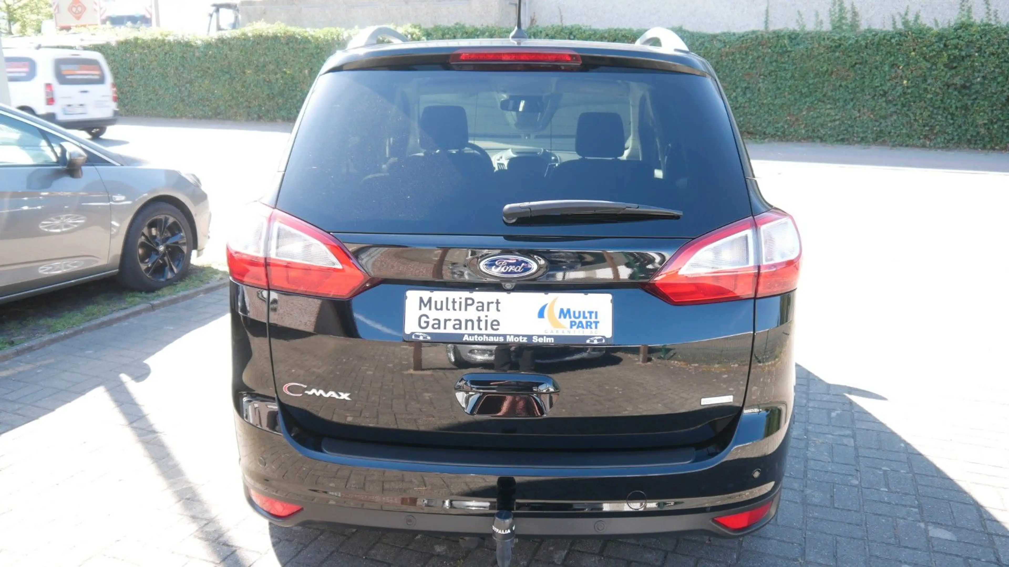 Ford Grand C-Max Titanium — photo 6