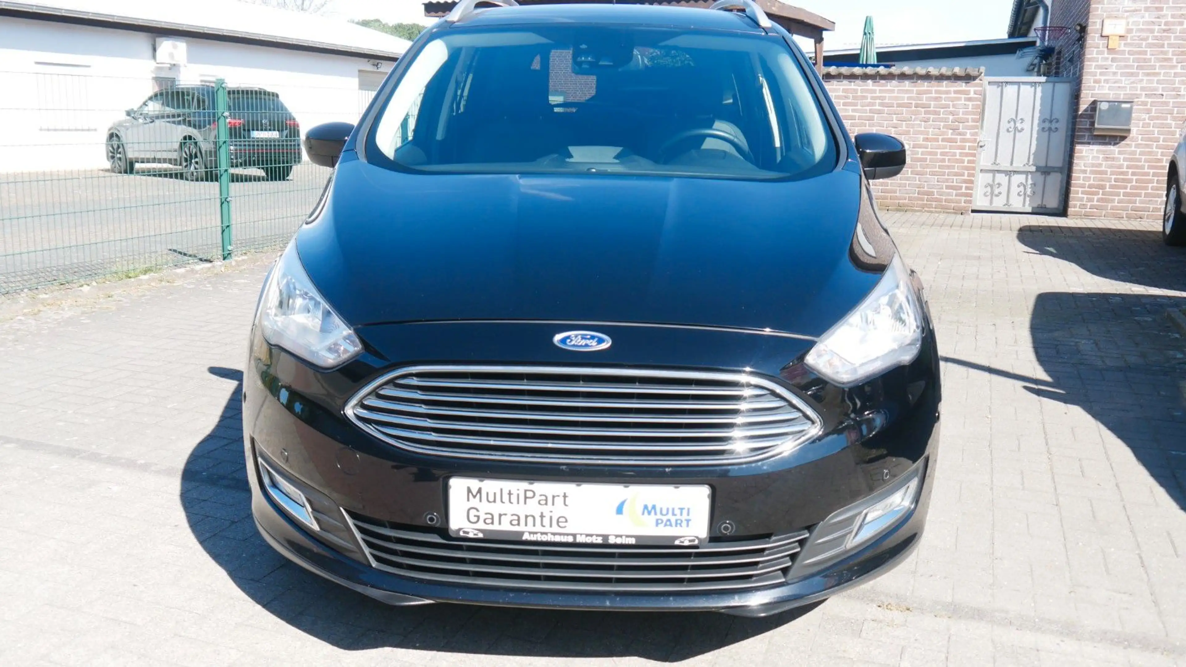 Ford Grand C-Max Titanium — photo 2