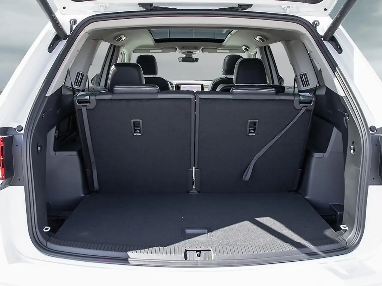 Volkswagen Atlas photo Volkswagen Atlas