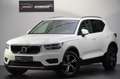 Volvo XC40 T4 AWD Momentum Pro Geartronic Weiß - thumbnail 2