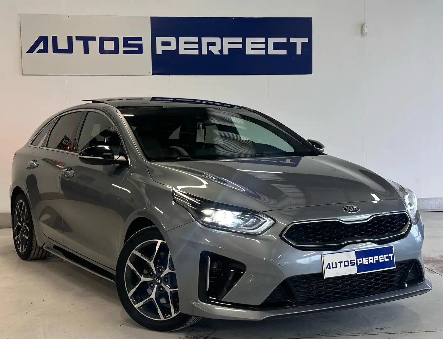 Kia ProCeed / pro_cee'd 1.0 GT-Line PANO OUV CAMERA PDC JA17 NAVI FULL Grijs - 2