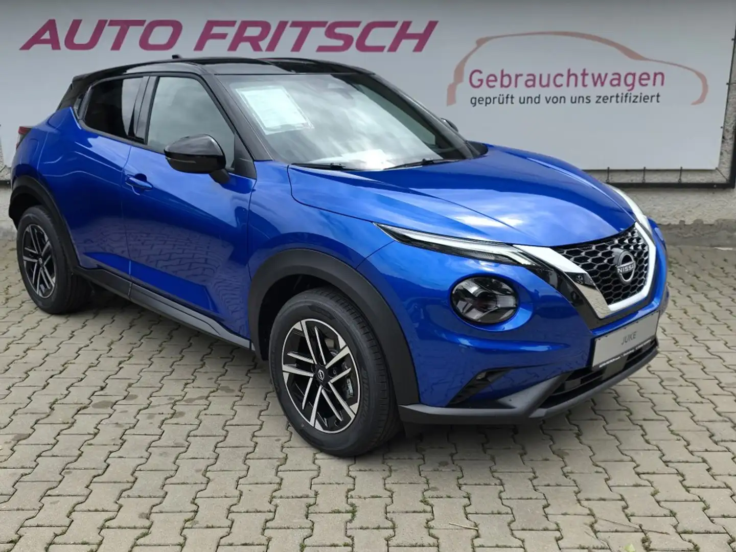 Nissan Juke 1.0 DIG-T 114 PS 6MT N-Connecta Winter II 2 Farben Blau - 1